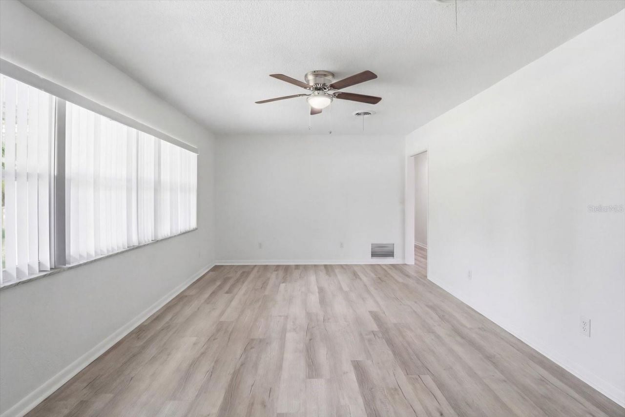 24576 NW Falcon Avenue, Dunnellon, FL 34431 Photo
