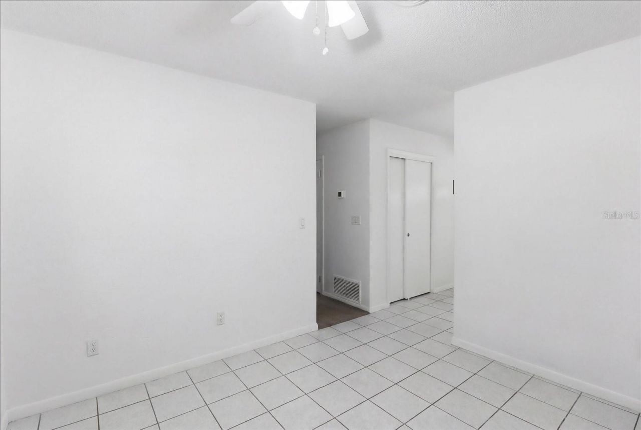 24576 NW Falcon Avenue, Dunnellon, FL 34431 Photo