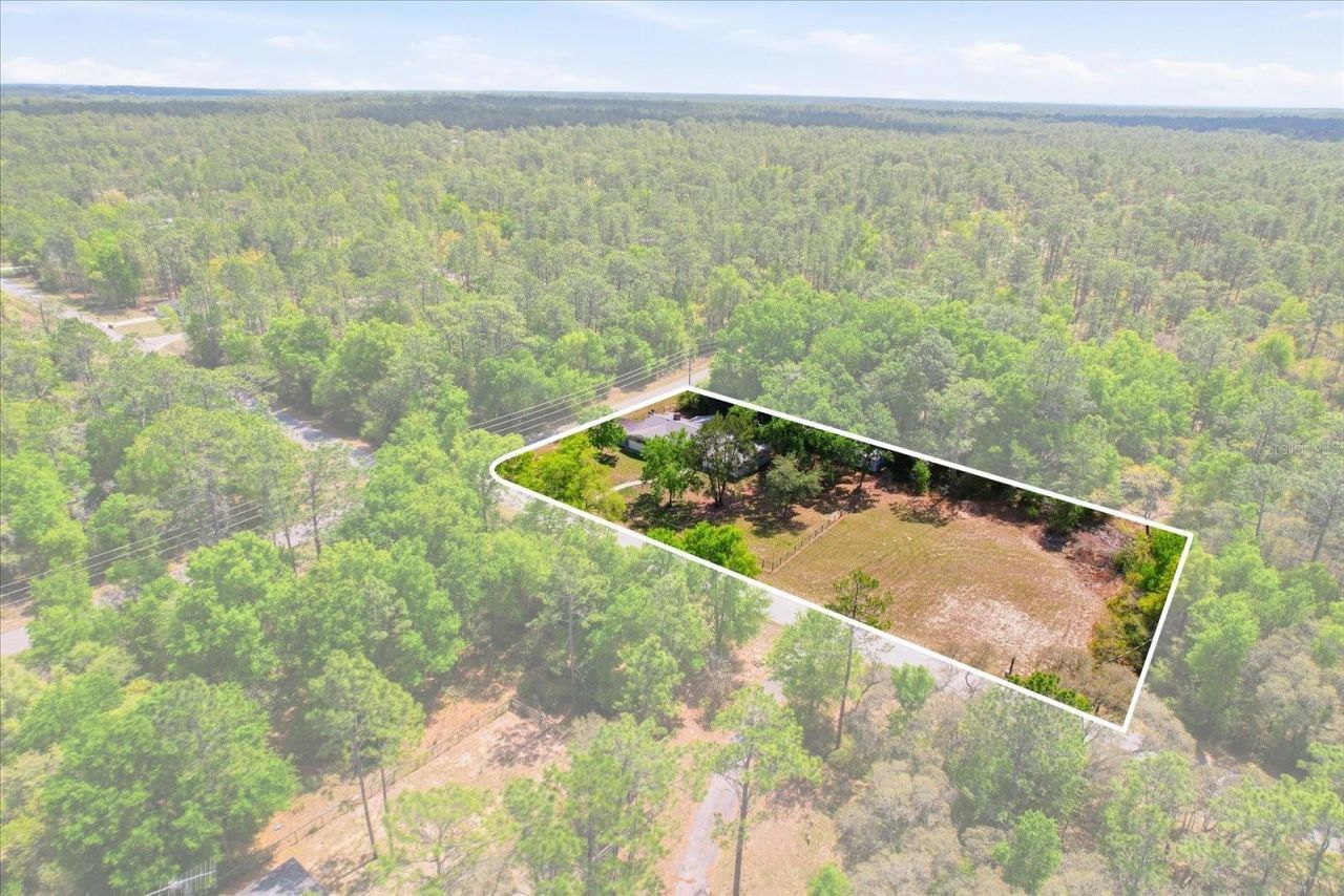 24576 NW Falcon Avenue, Dunnellon, FL 34431 Photo