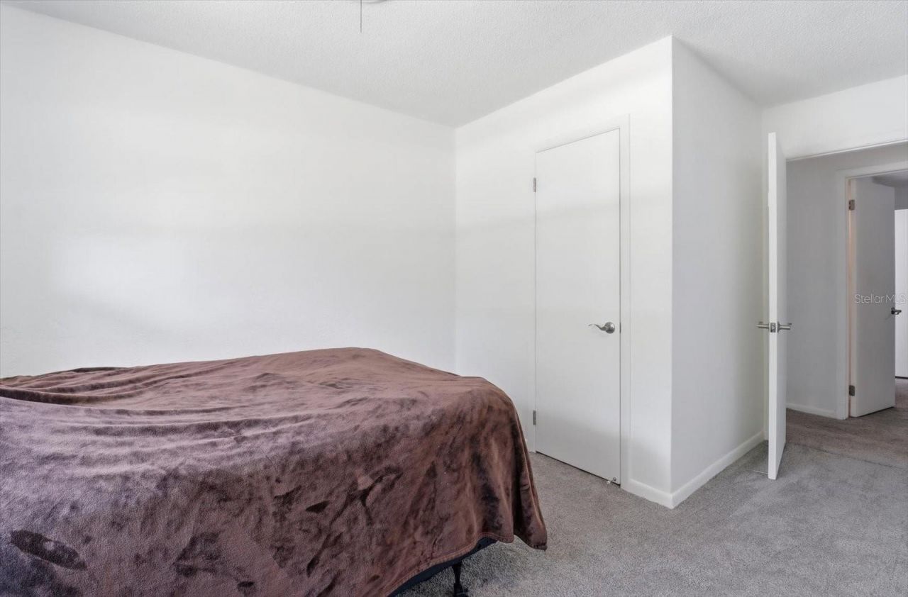 24576 NW Falcon Avenue, Dunnellon, FL 34431 Photo