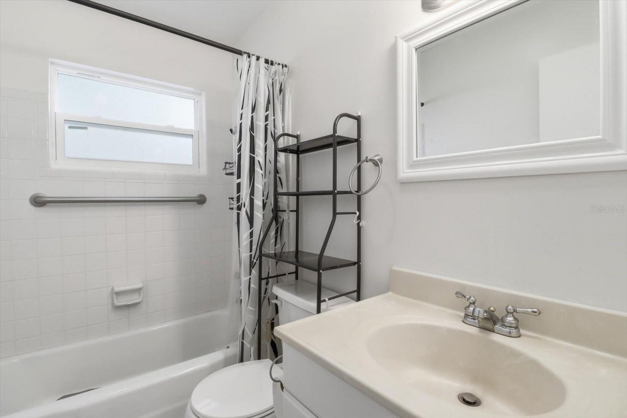 24576 NW Falcon Avenue, Dunnellon, FL 34431 Photo