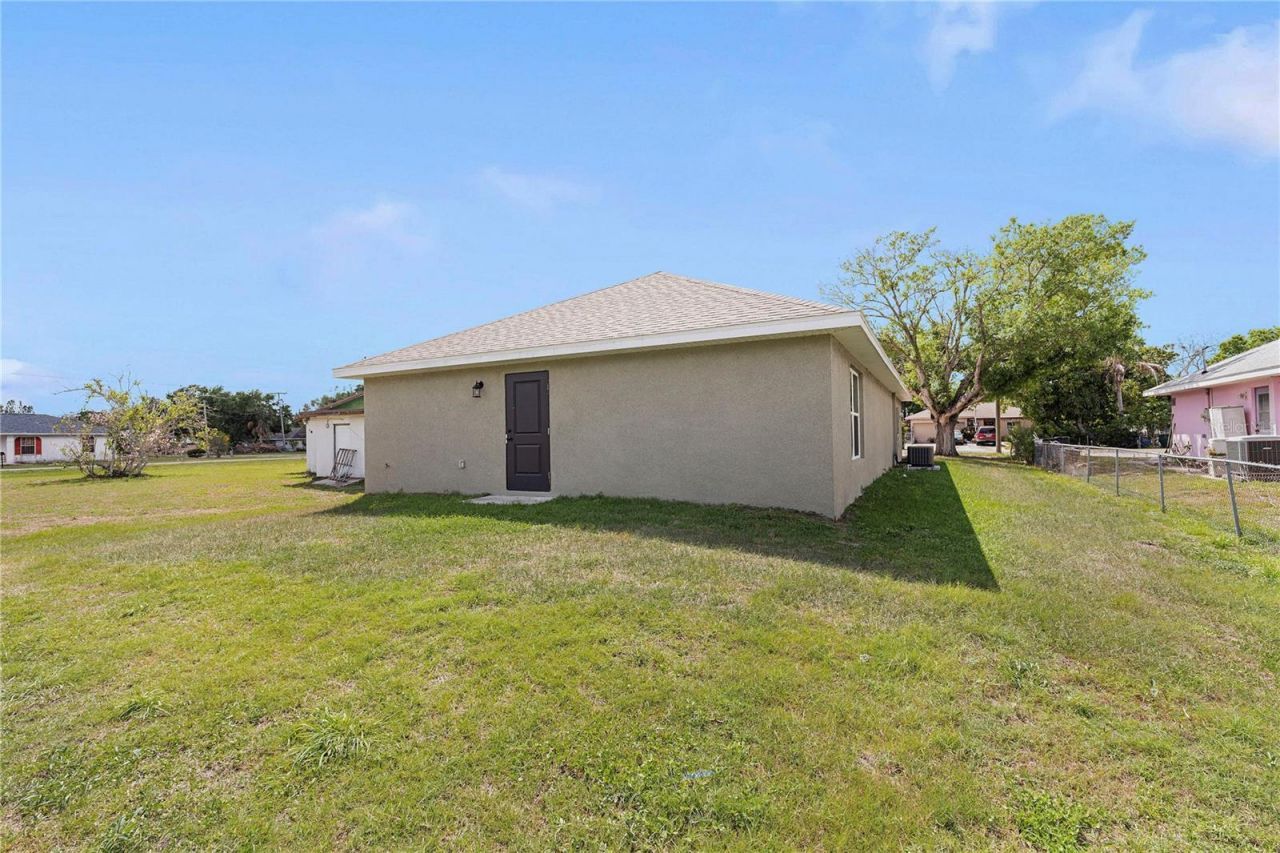 2008 2nd Avenue E, Palmetto, FL 34221 Photo