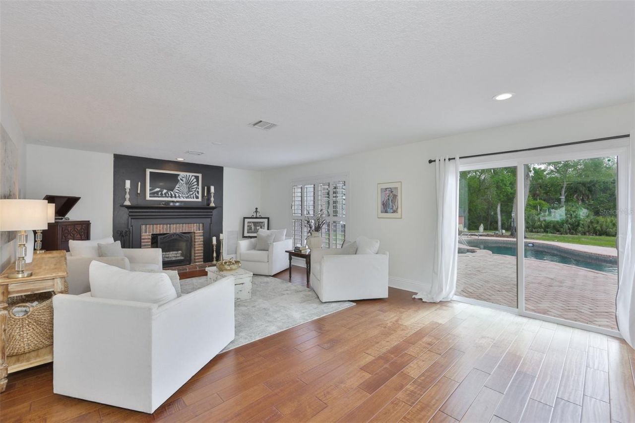 119 Hickory Creek Boulevard, Brandon, FL 33511 Photo