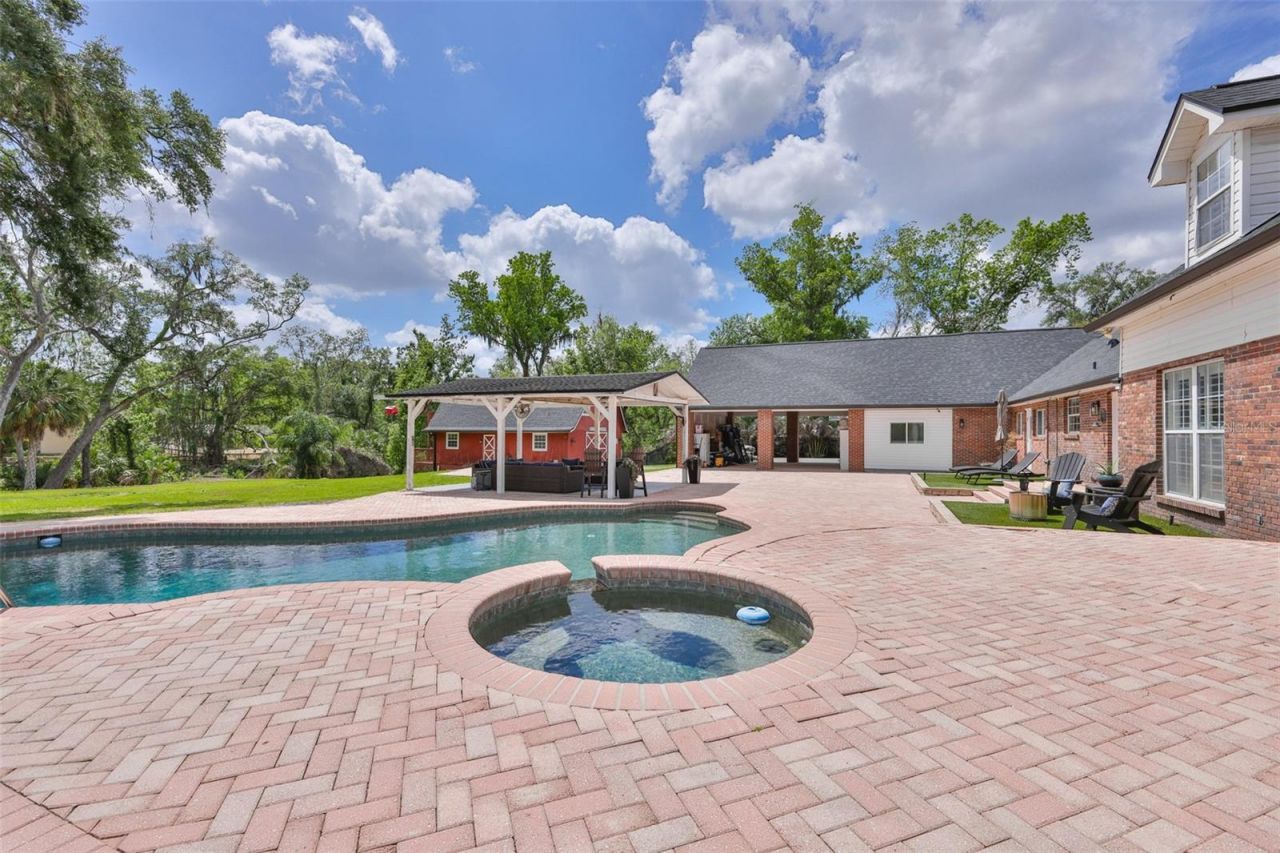 119 Hickory Creek Boulevard, Brandon, FL 33511 Photo