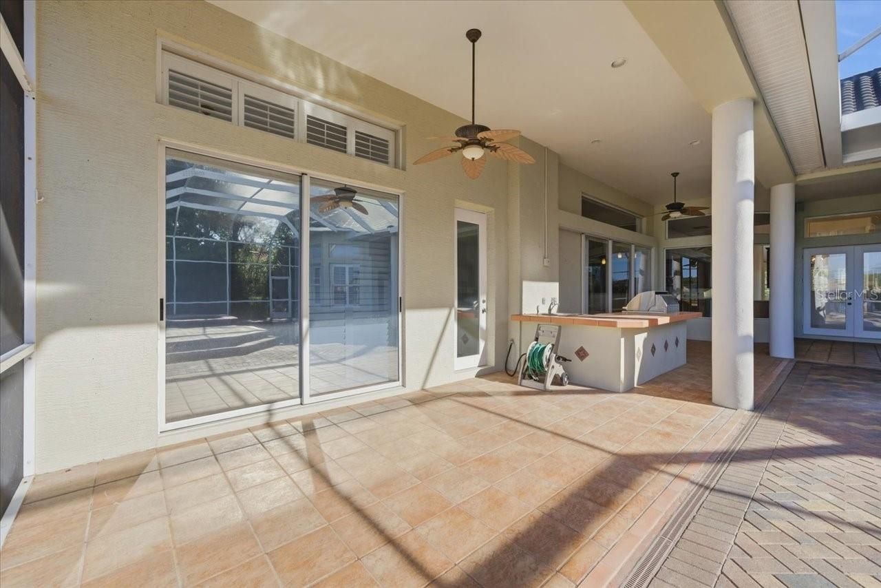 18634 Avenue Capri, Lutz, FL 33558 Photo