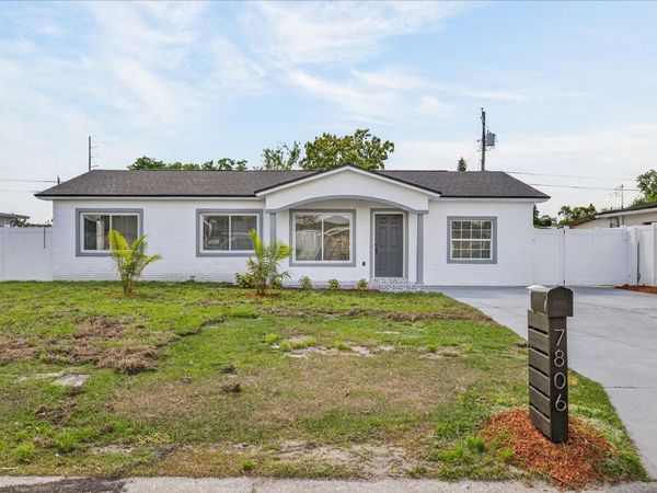 7806 N JAMAICA STREET , TAMPA, FL 33614