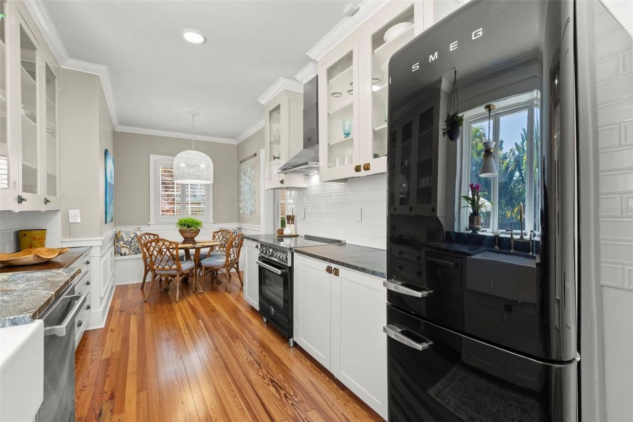 516 17th Avenue Ne, Saint Petersburg, FL 33704 Photo