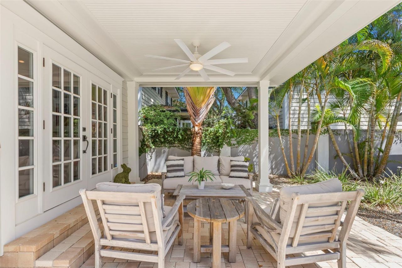 516 17th Avenue Ne, Saint Petersburg, FL 33704 Photo