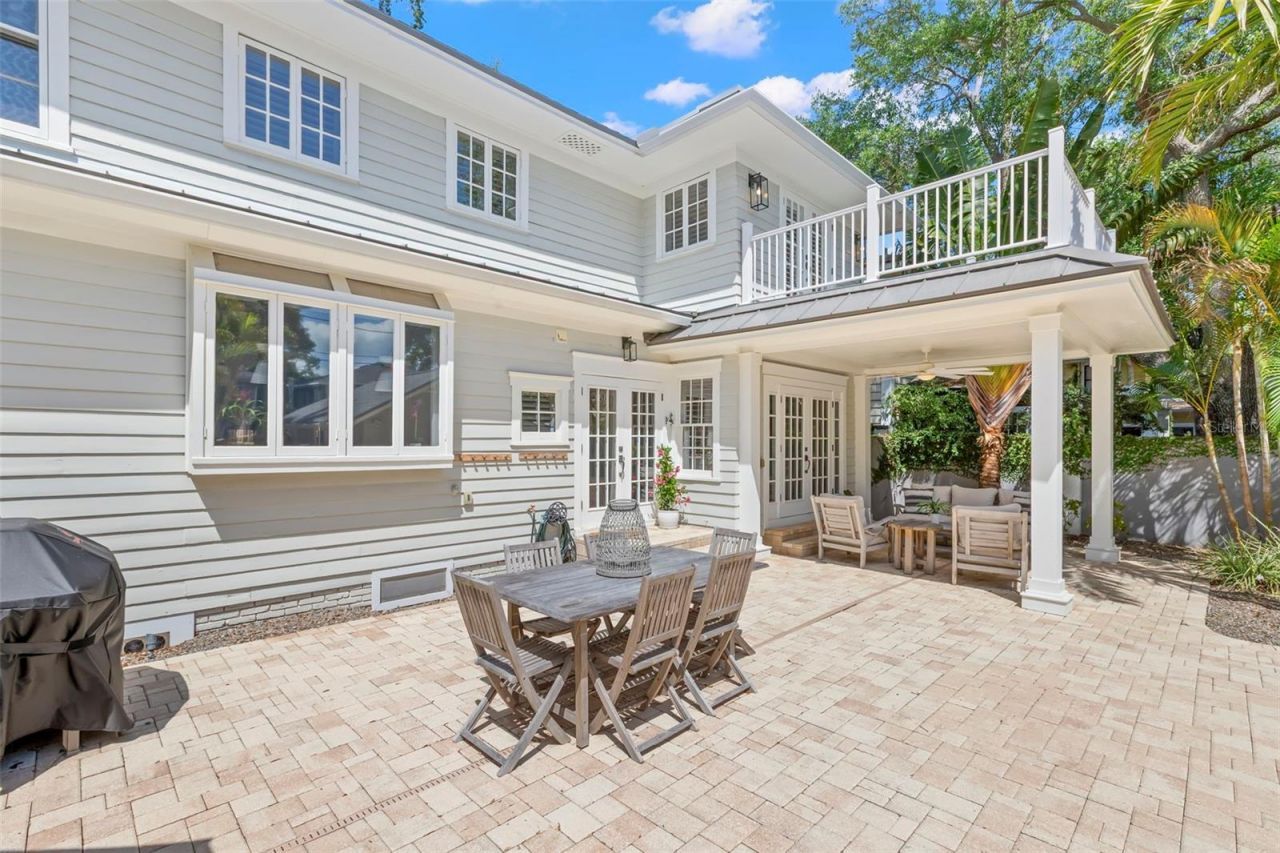 516 17th Avenue Ne, Saint Petersburg, FL 33704 Photo