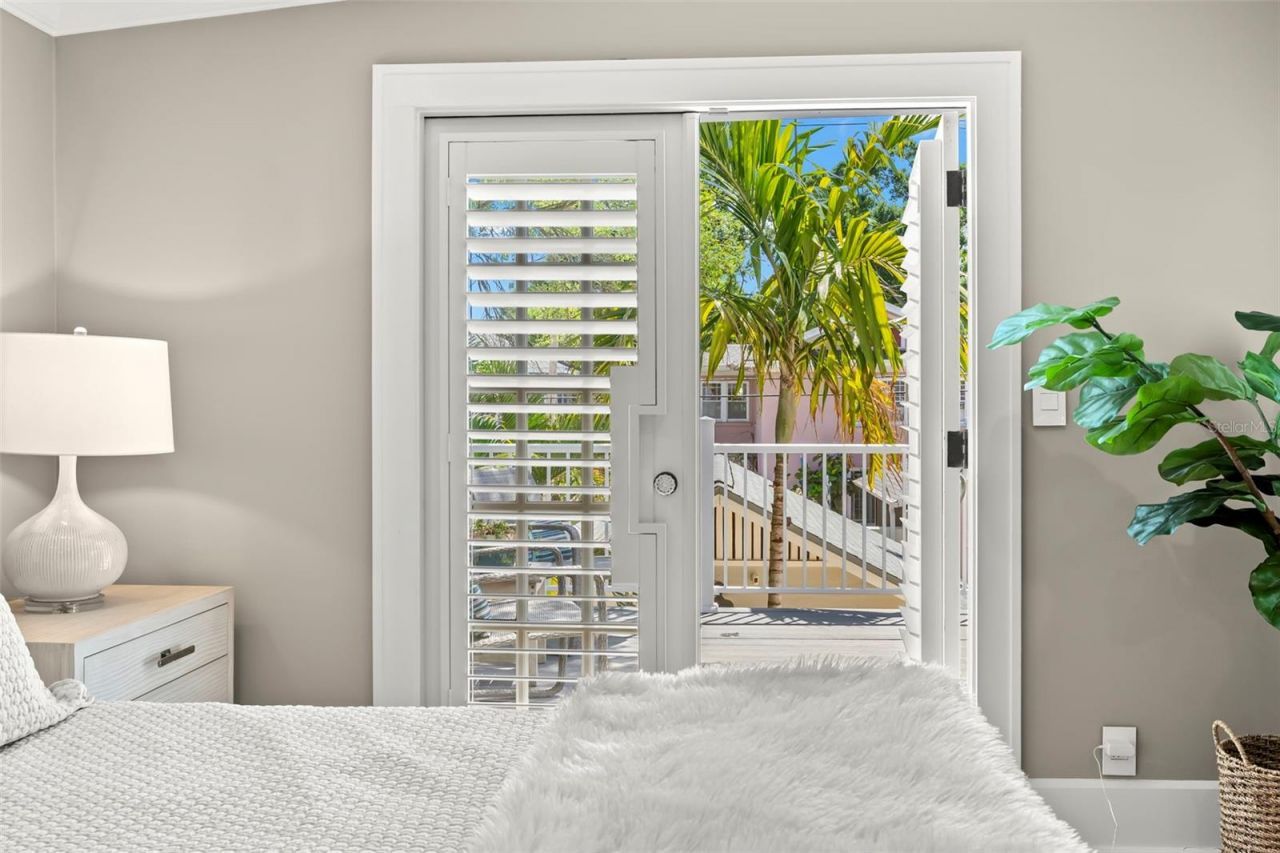 516 17th Avenue Ne, Saint Petersburg, FL 33704 Photo