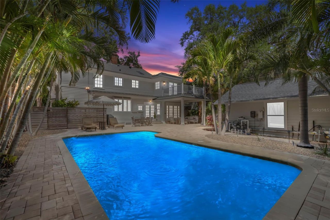 516 17th Avenue Ne, Saint Petersburg, FL 33704 Photo