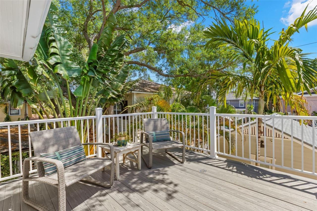 516 17th Avenue Ne, Saint Petersburg, FL 33704 Photo