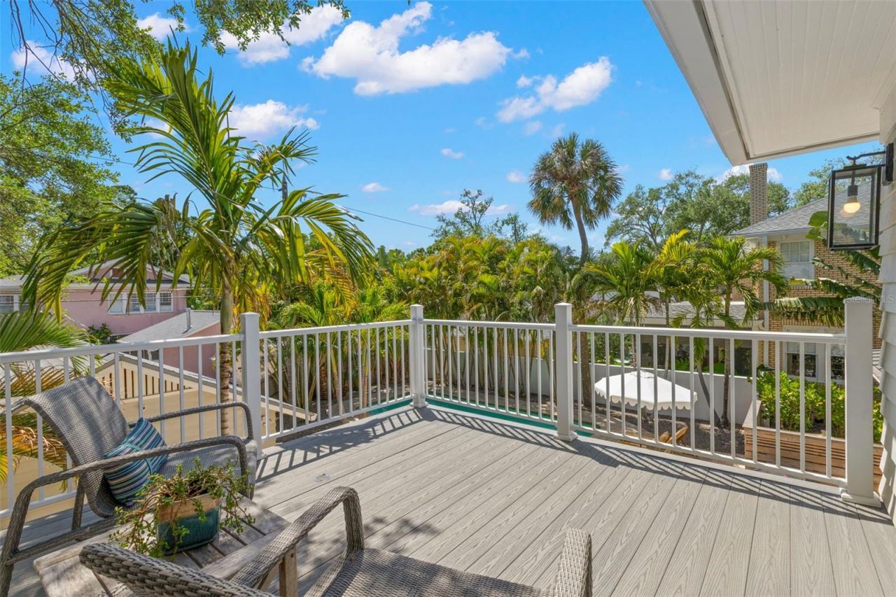 516 17th Avenue Ne, Saint Petersburg, FL 33704 Photo