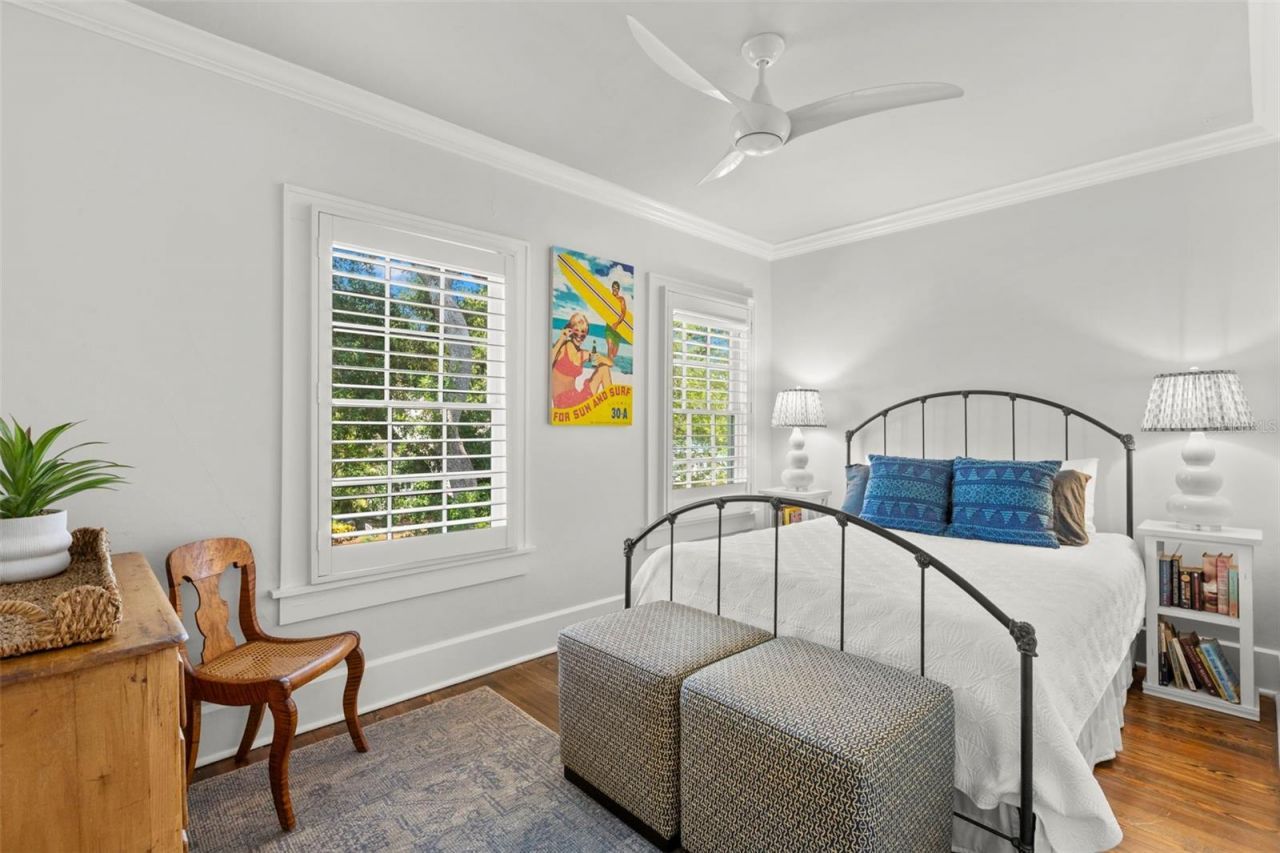 516 17th Avenue Ne, Saint Petersburg, FL 33704 Photo