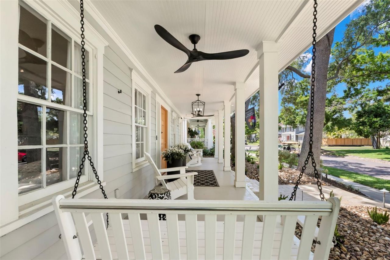 516 17th Avenue Ne, Saint Petersburg, FL 33704 Photo