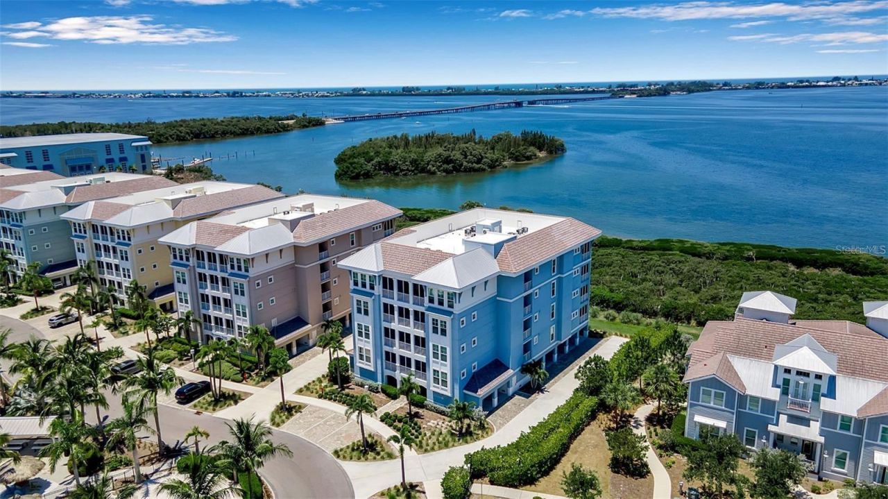 376 Aruba Circle , Unit 301, Bradenton, FL 34209 Photo