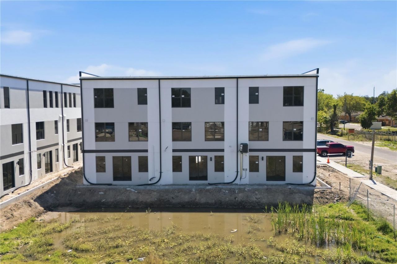 4355 Fontanarosa Village Court , Tampa, FL 33614 Photo