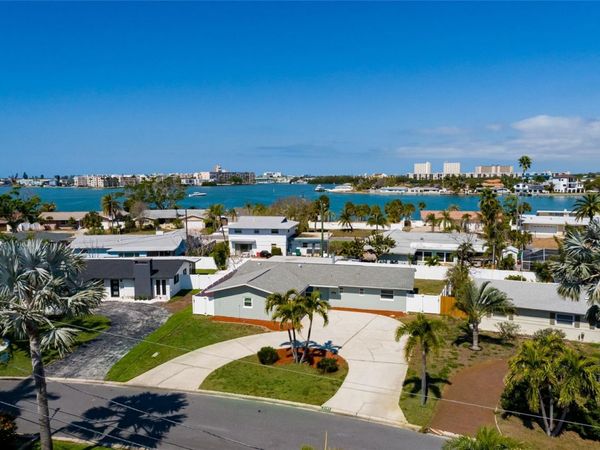 2107 DOLPHIN BOULEVARD S, ST PETERSBURG, FL 33707