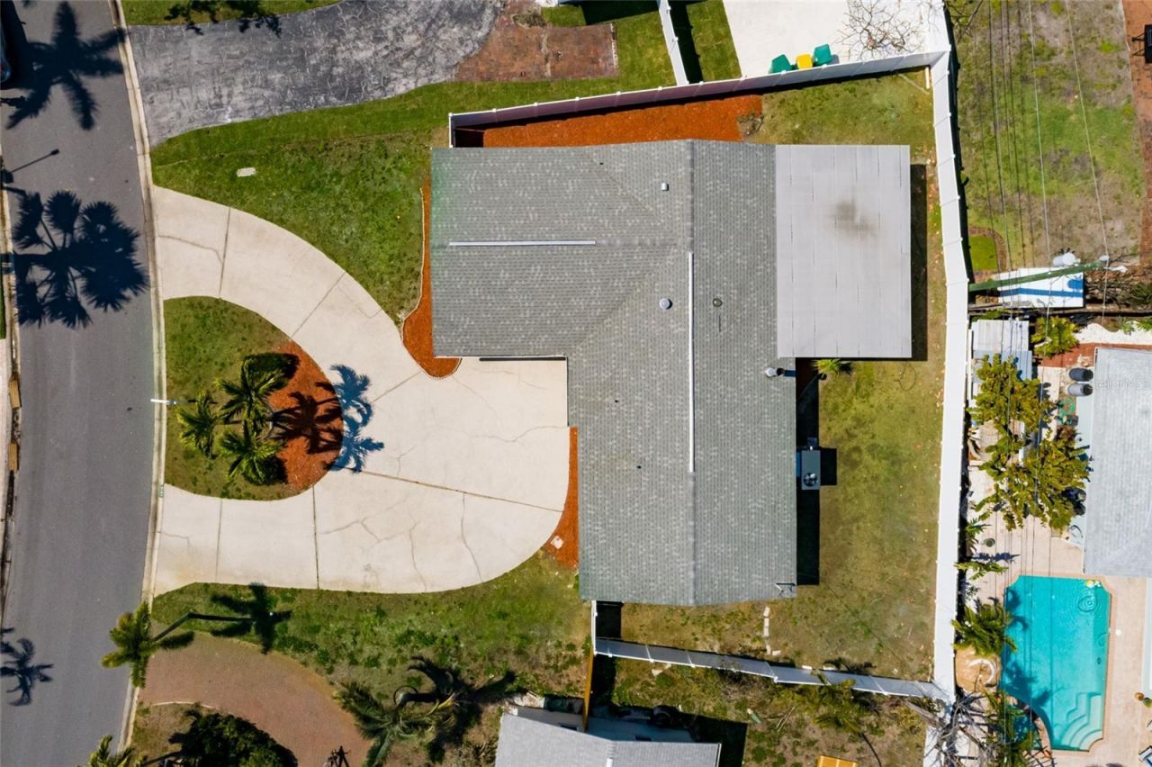 2107 Dolphin Boulevard S, Saint Petersburg, FL 33707 Photo