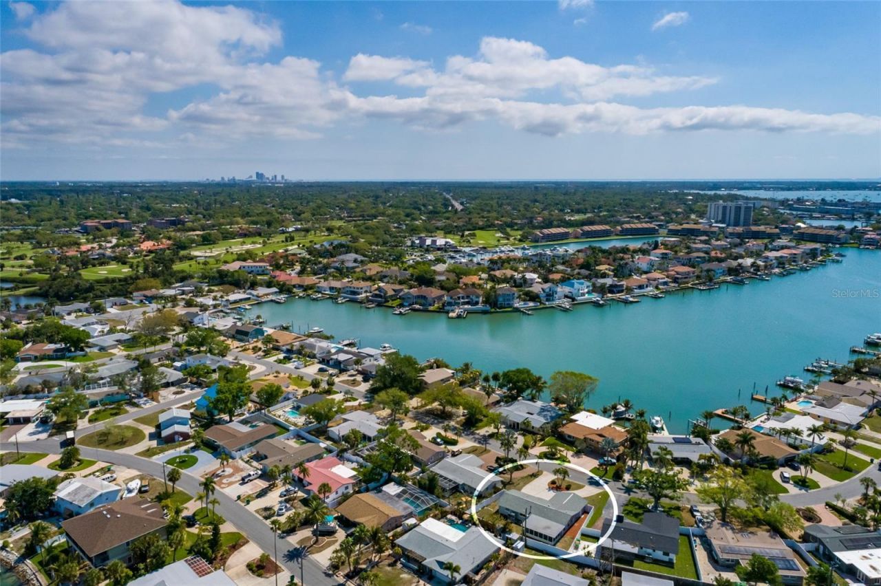 2107 Dolphin Boulevard S, Saint Petersburg, FL 33707 Photo