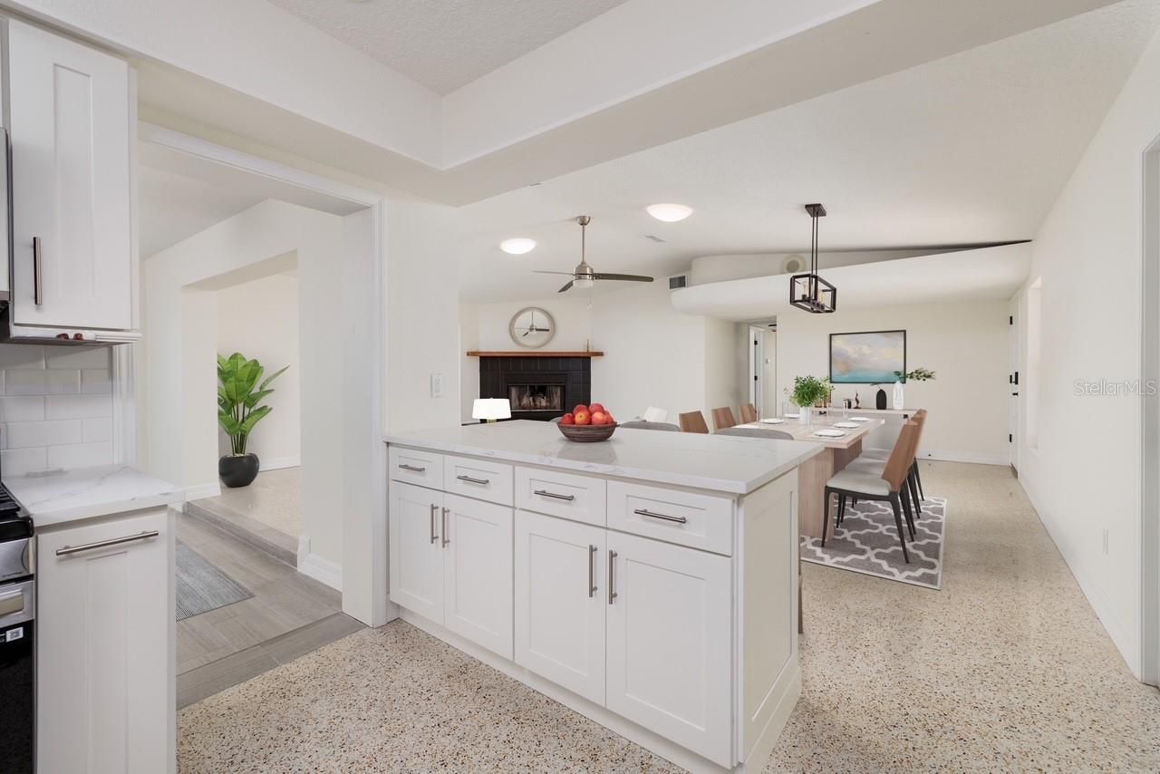 2107 Dolphin Boulevard S, Saint Petersburg, FL 33707 Photo