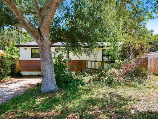 985 CEDARWOOD AVENUE , DUNEDIN, FL 34698