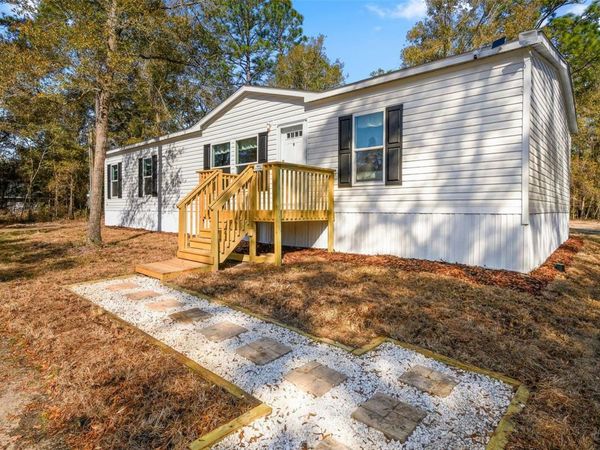 6951 NE 104 COURT , BRONSON, FL 32621