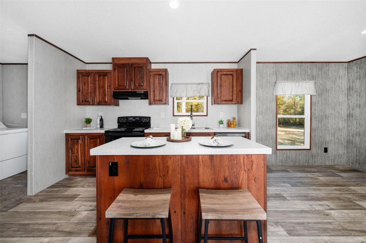 6951 NE 104 Court, Bronson, FL 32621 Photo