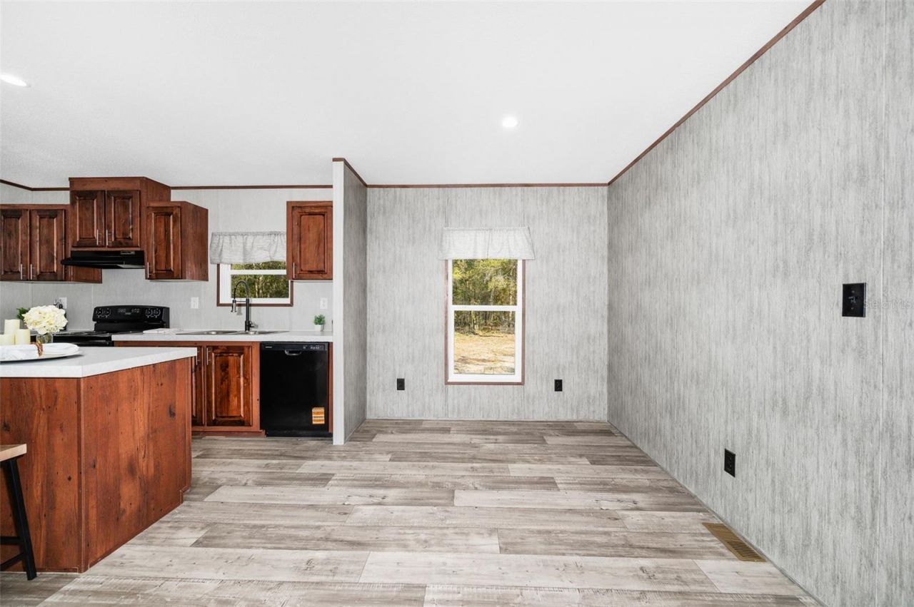 6951 NE 104 Court, Bronson, FL 32621 Photo