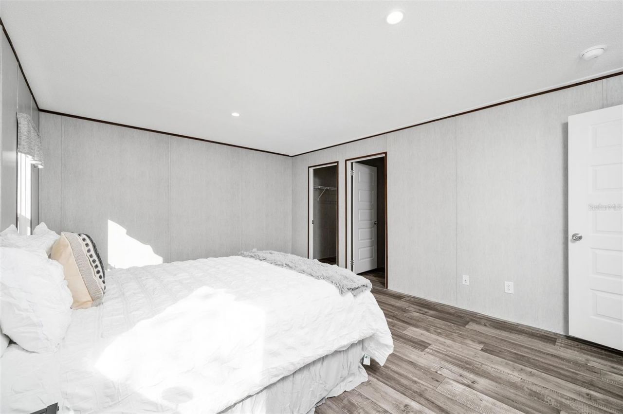 6951 NE 104 Court, Bronson, FL 32621 Photo