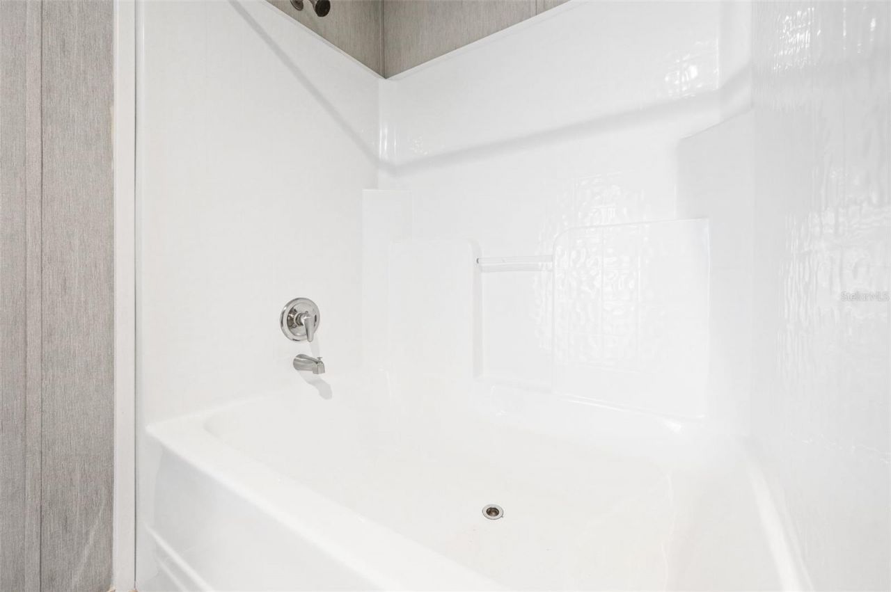 6951 NE 104 Court, Bronson, FL 32621 Photo