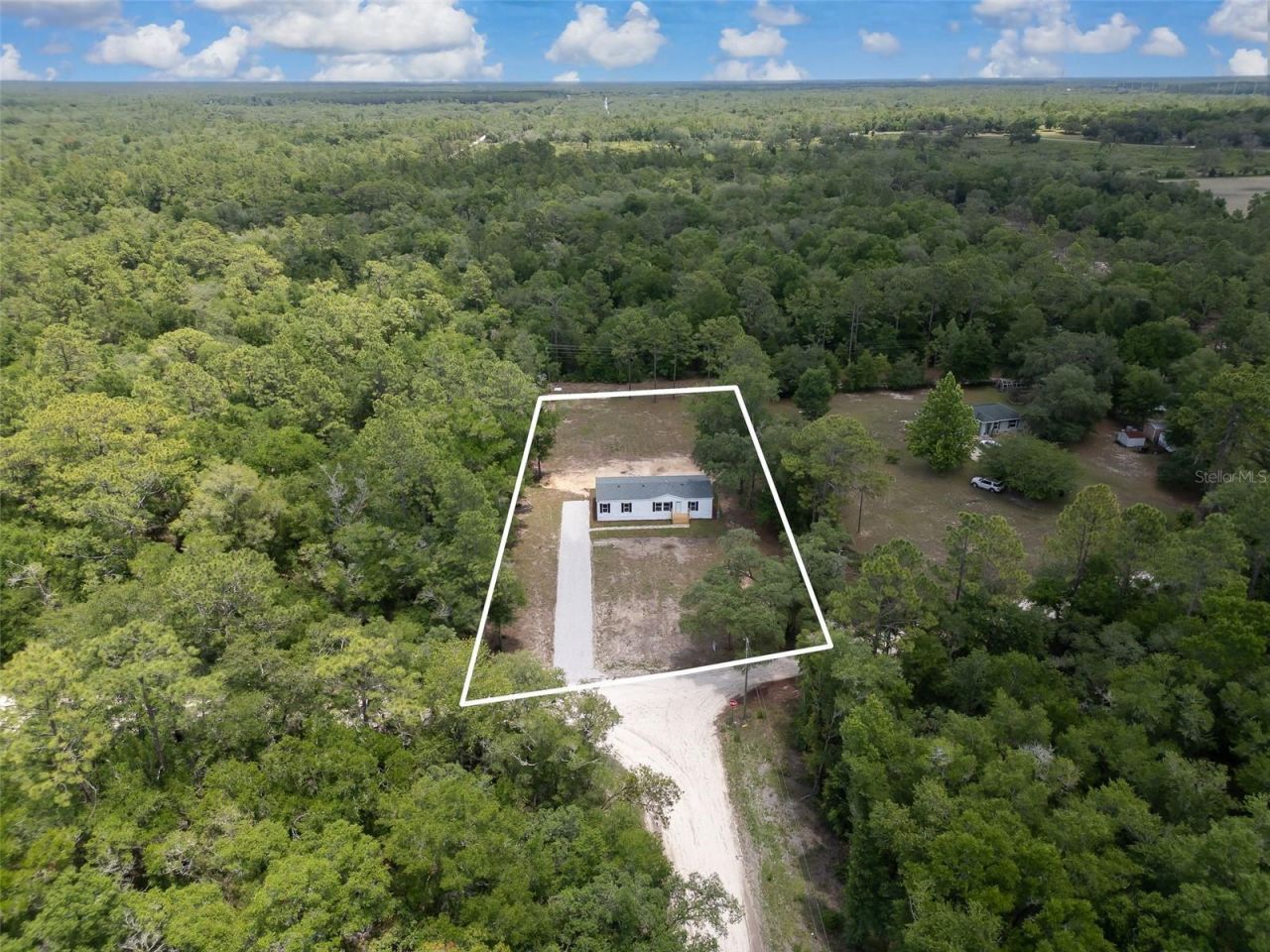 6951 NE 104 Court, Bronson, FL 32621 Photo