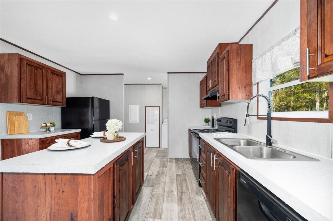 6951 NE 104 Court, Bronson, FL 32621 Photo