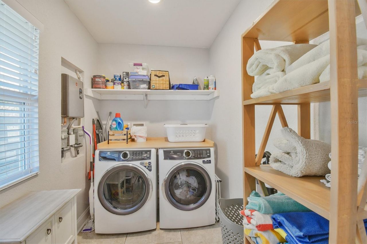 7330 17th Way N, Saint Petersburg, FL 33702 Photo