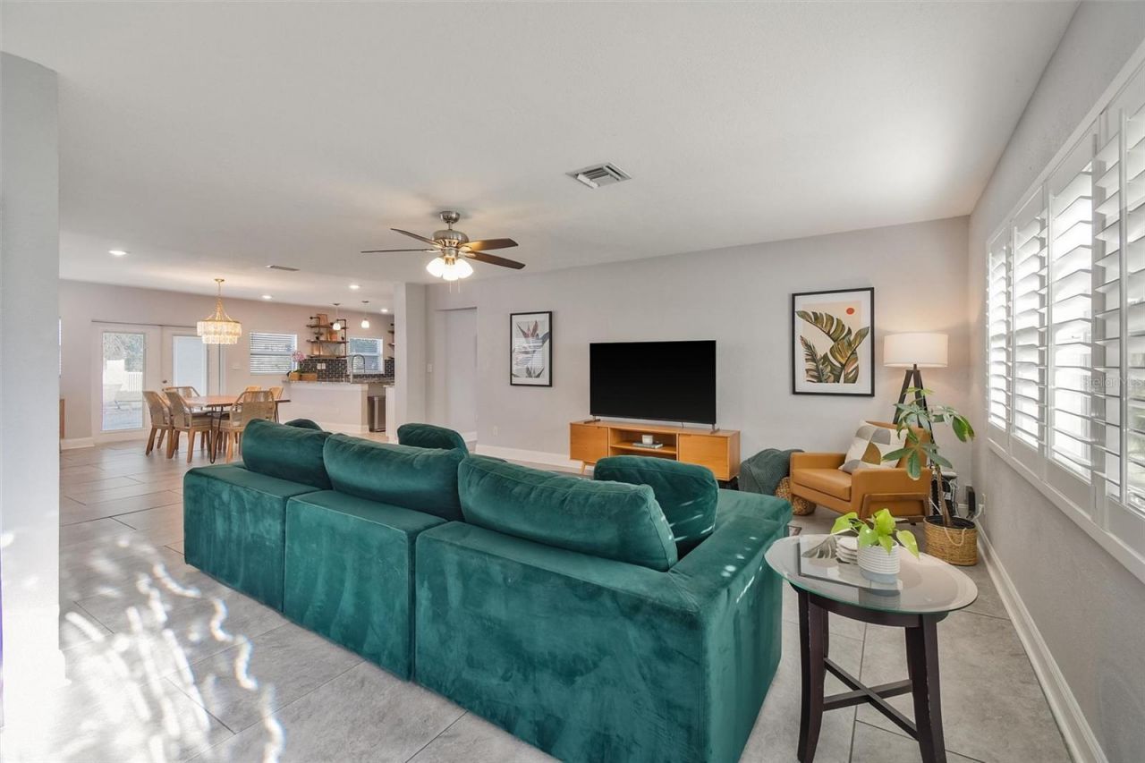 7330 17th Way N, Saint Petersburg, FL 33702 Photo