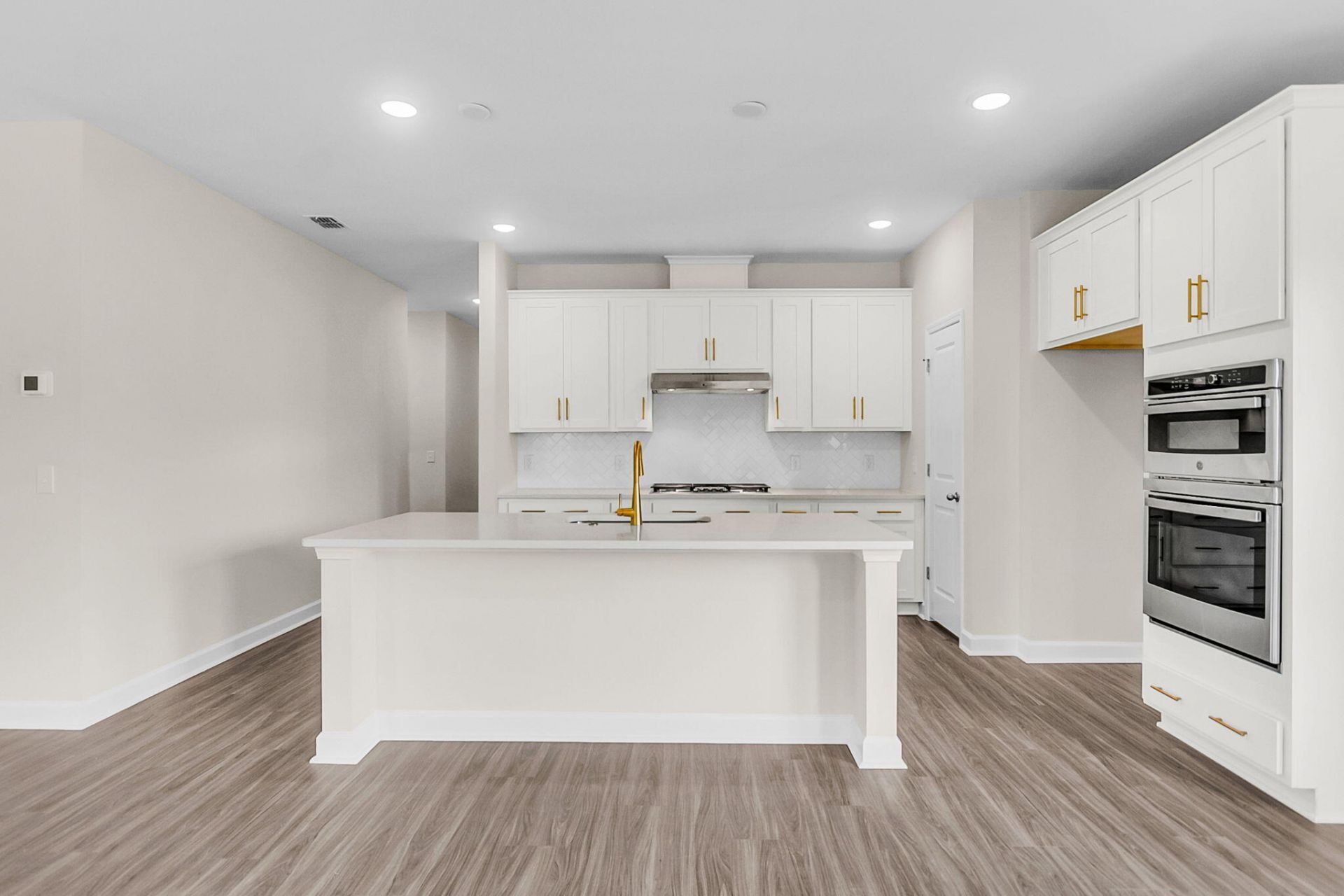 5252 Cottage Landing Drive Photo 23