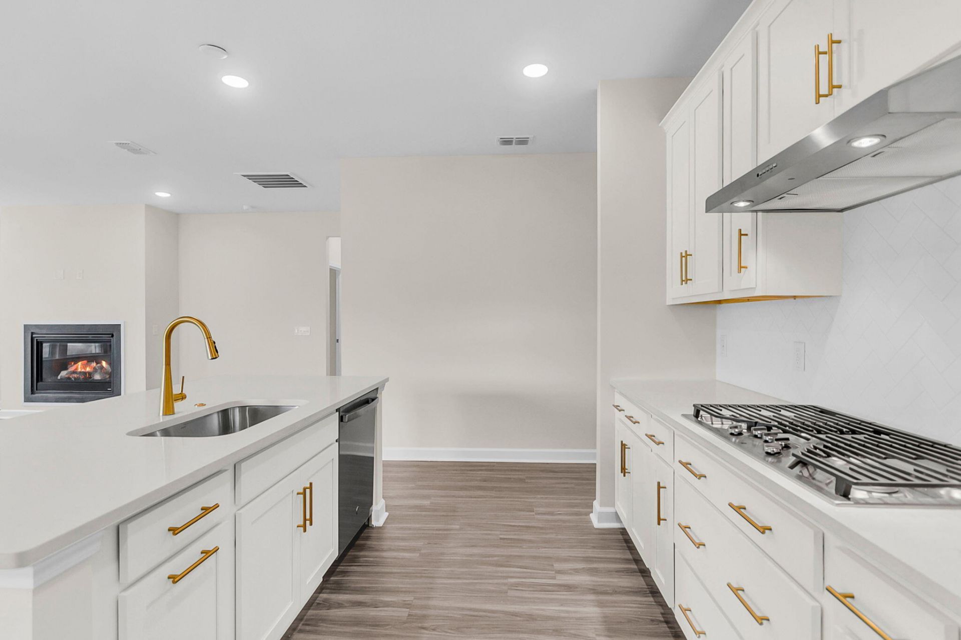 5252 Cottage Landing Drive Photo 25