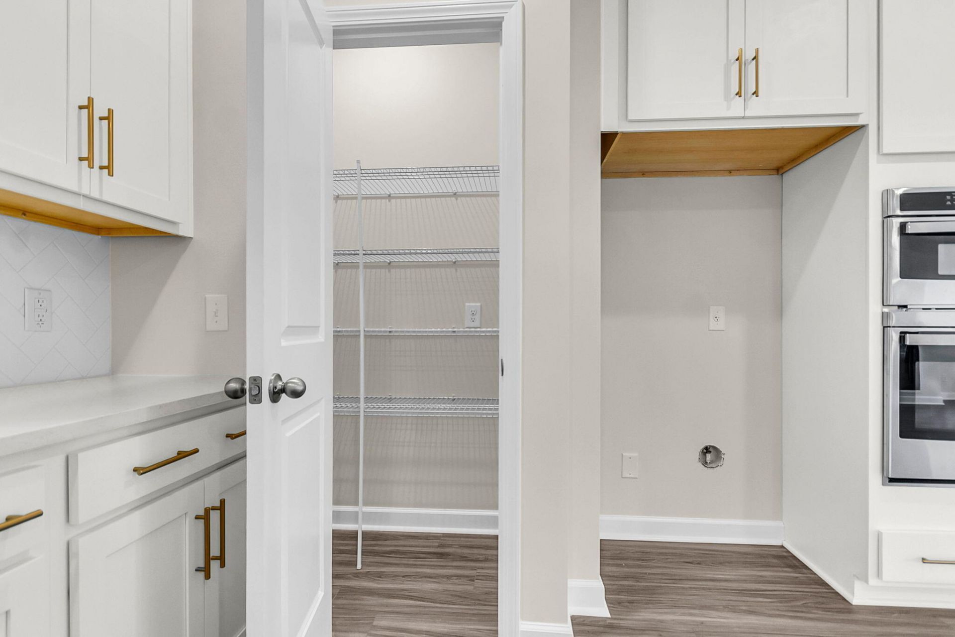 5252 Cottage Landing Drive Photo 26