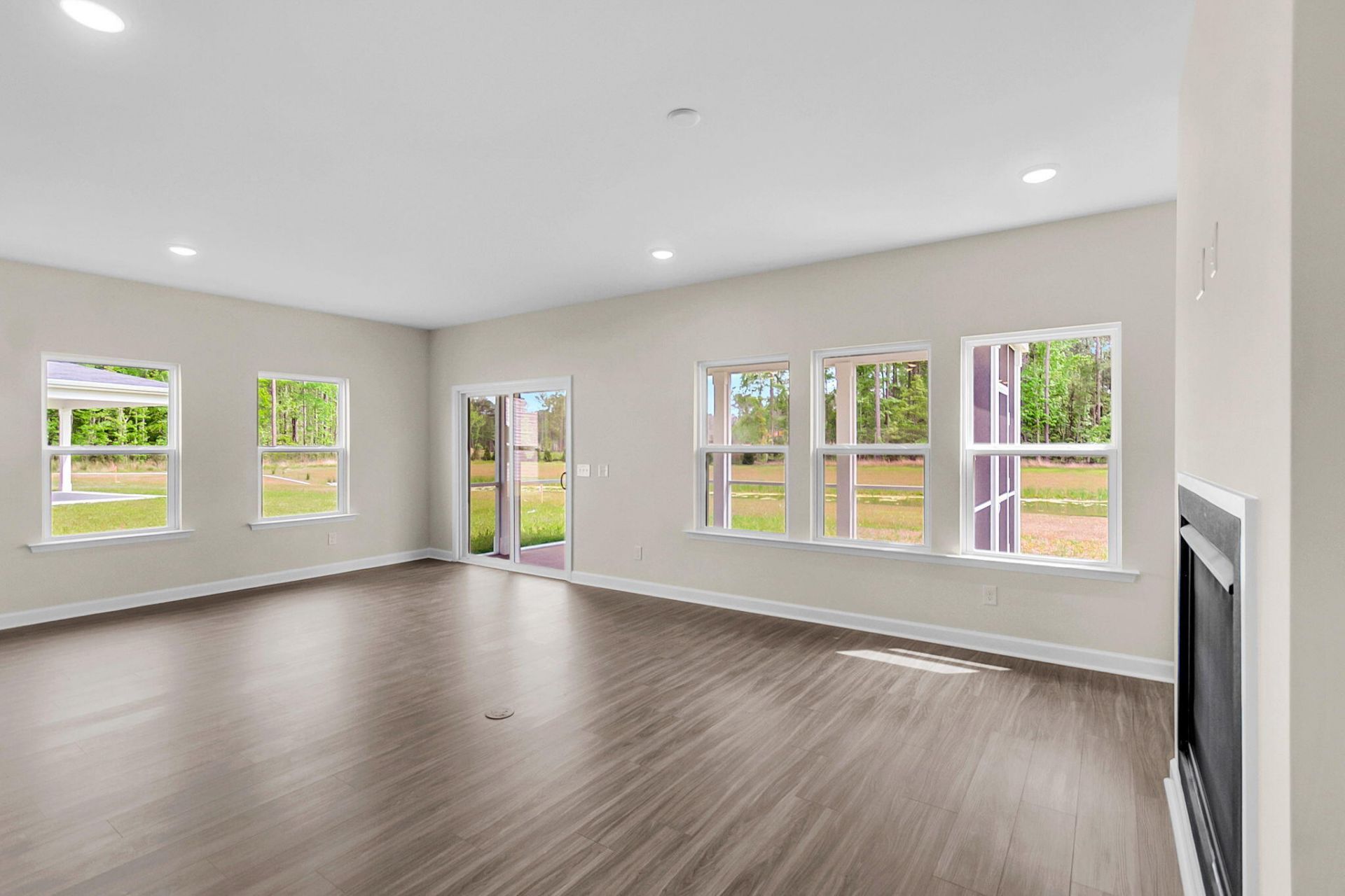 5252 Cottage Landing Drive Photo 32