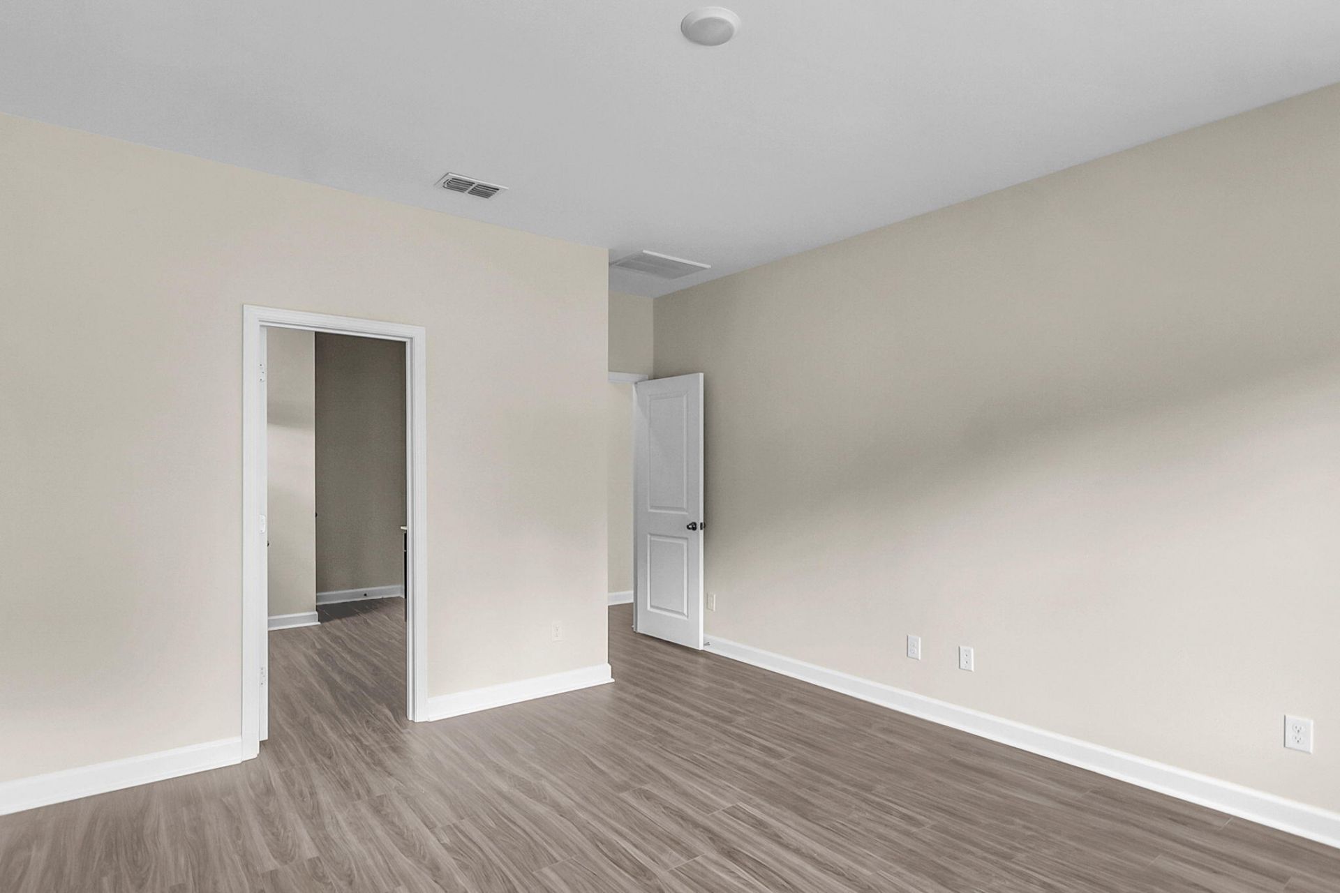 5252 Cottage Landing Drive Photo 36