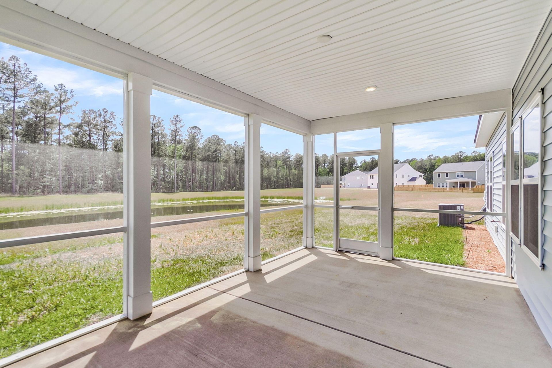 5252 Cottage Landing Drive Photo 7