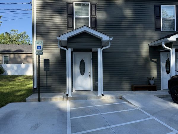 517 Weaver St, Unit 1, Tullahoma, TN 37388
