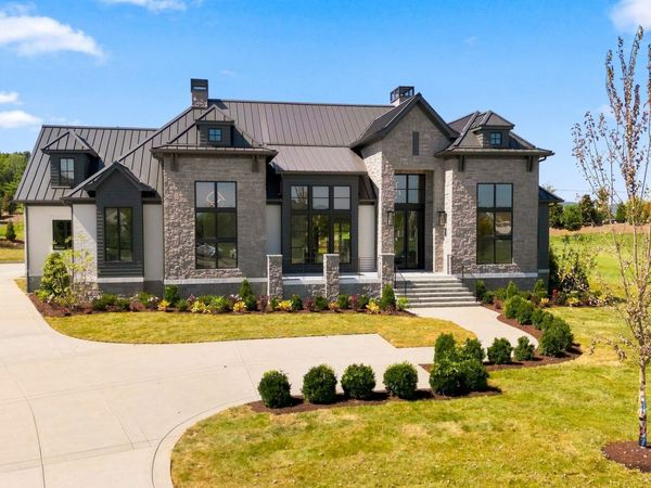 7090 Anna Drive, Brentwood, TN 37027