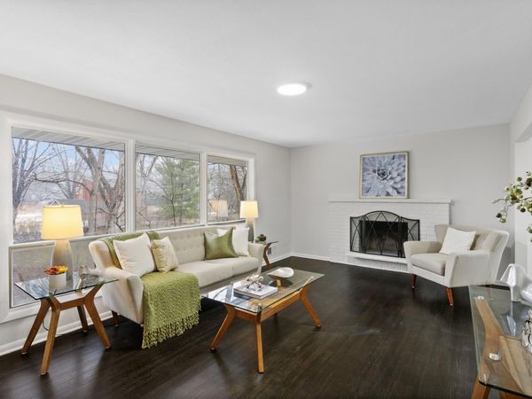 16420 4th Avenue N, Plymouth, MN 55447