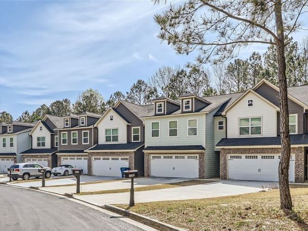 7805 Rock Rose Lane, Fairburn, GA 30213