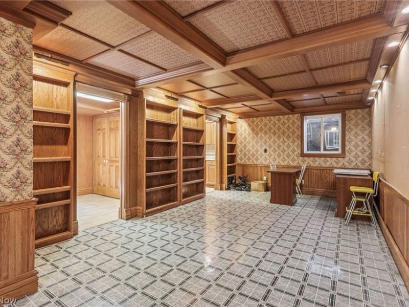 1870 Dallas Avenue , Akron, OH 44301 Photo 13