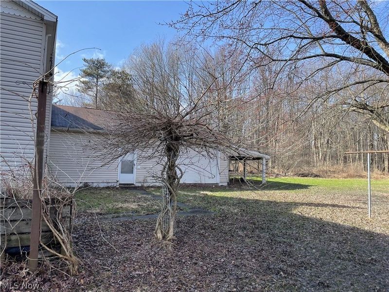 13004 Chardon Windsor Road , Chardon, OH 44024 Photo 3