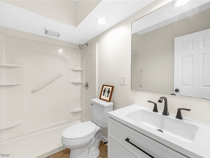 1332 Carnegie Avenue , Akron, OH 44314 Photo 14