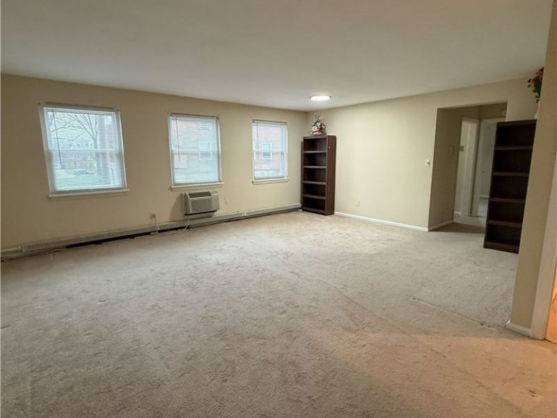 13781 Cedar Road , Unit 201, South Euclid, OH 44118 Photo 7