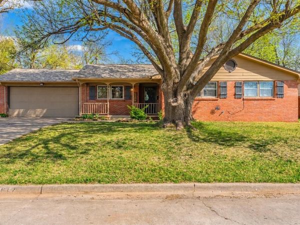 2617 Chaucer Drive, Oklahoma City, OK 73120